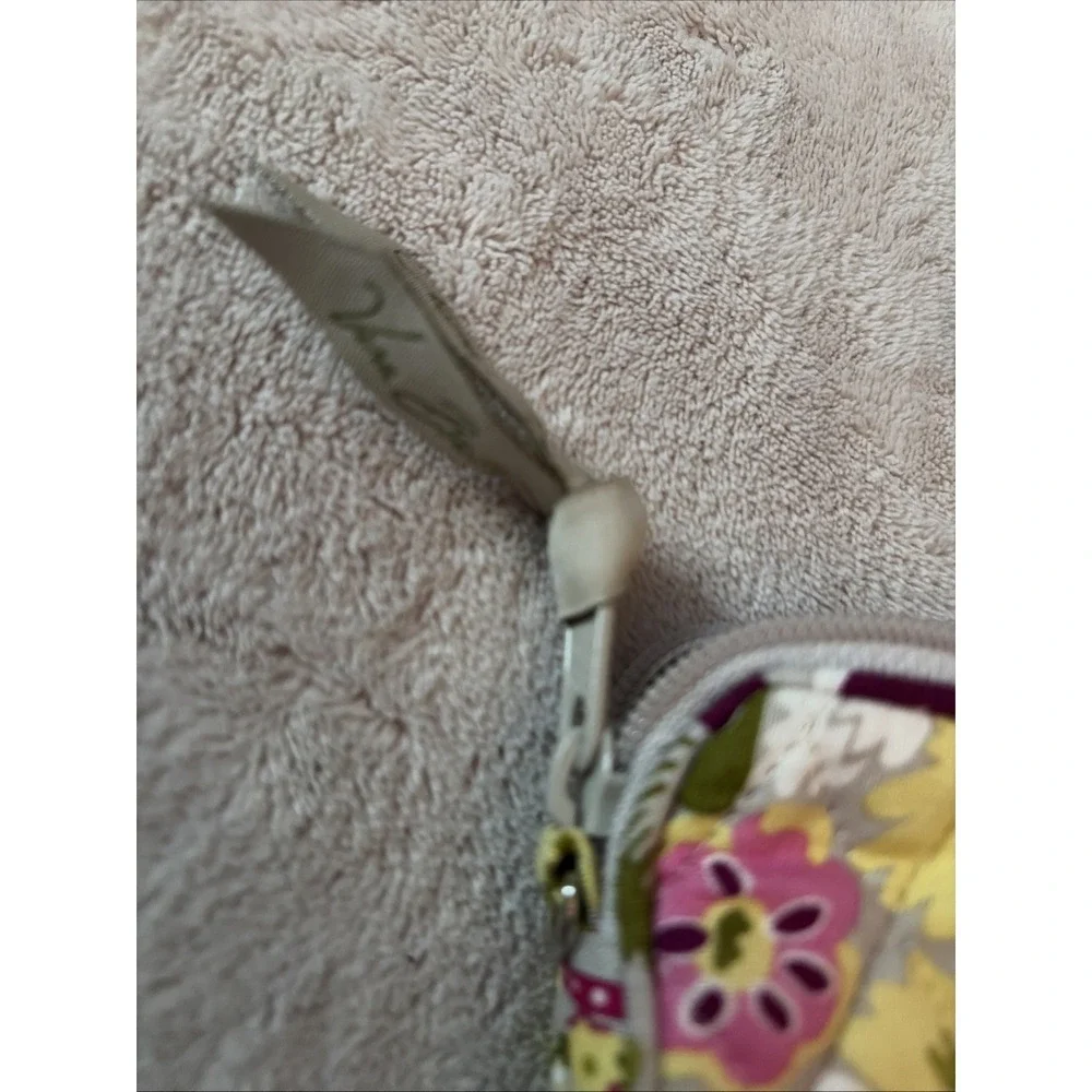 Boho Vera Bradley‎ Retired Make Me Blush Quilted Wristlet Wallet 7